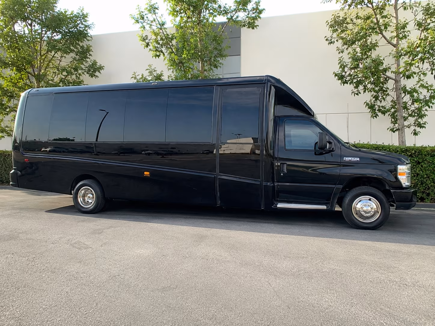 fort lauderdale streamlined school field trip transportation in fort lauderdale