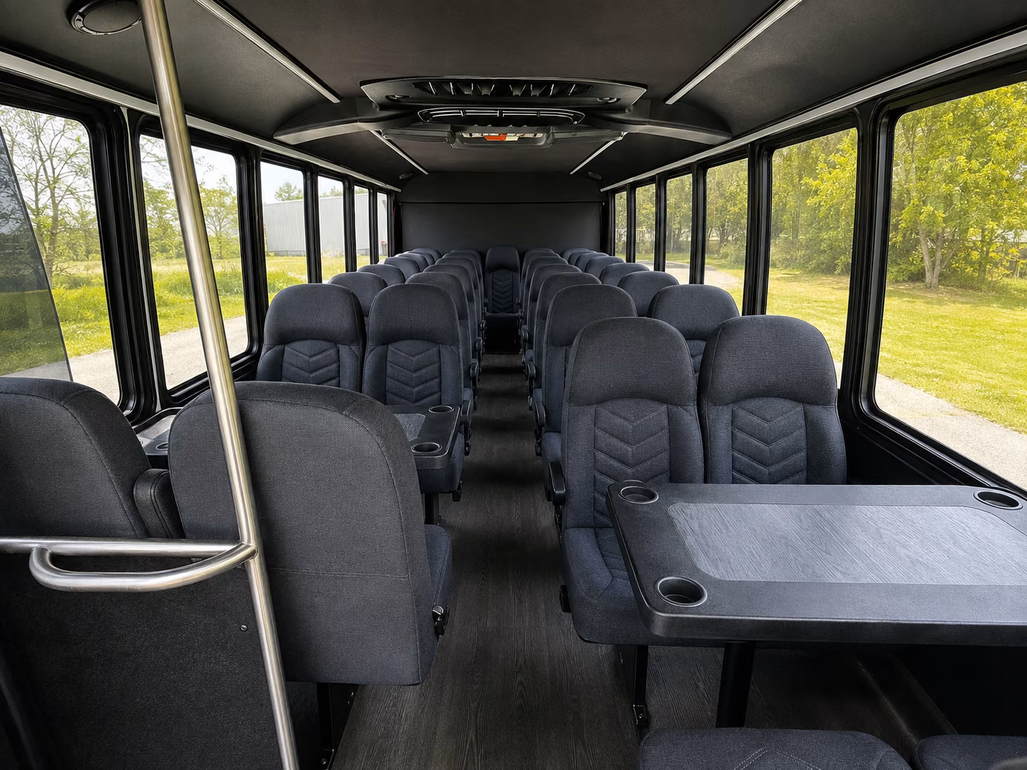 hollywood attend hollywood concerts with a charter bus rental