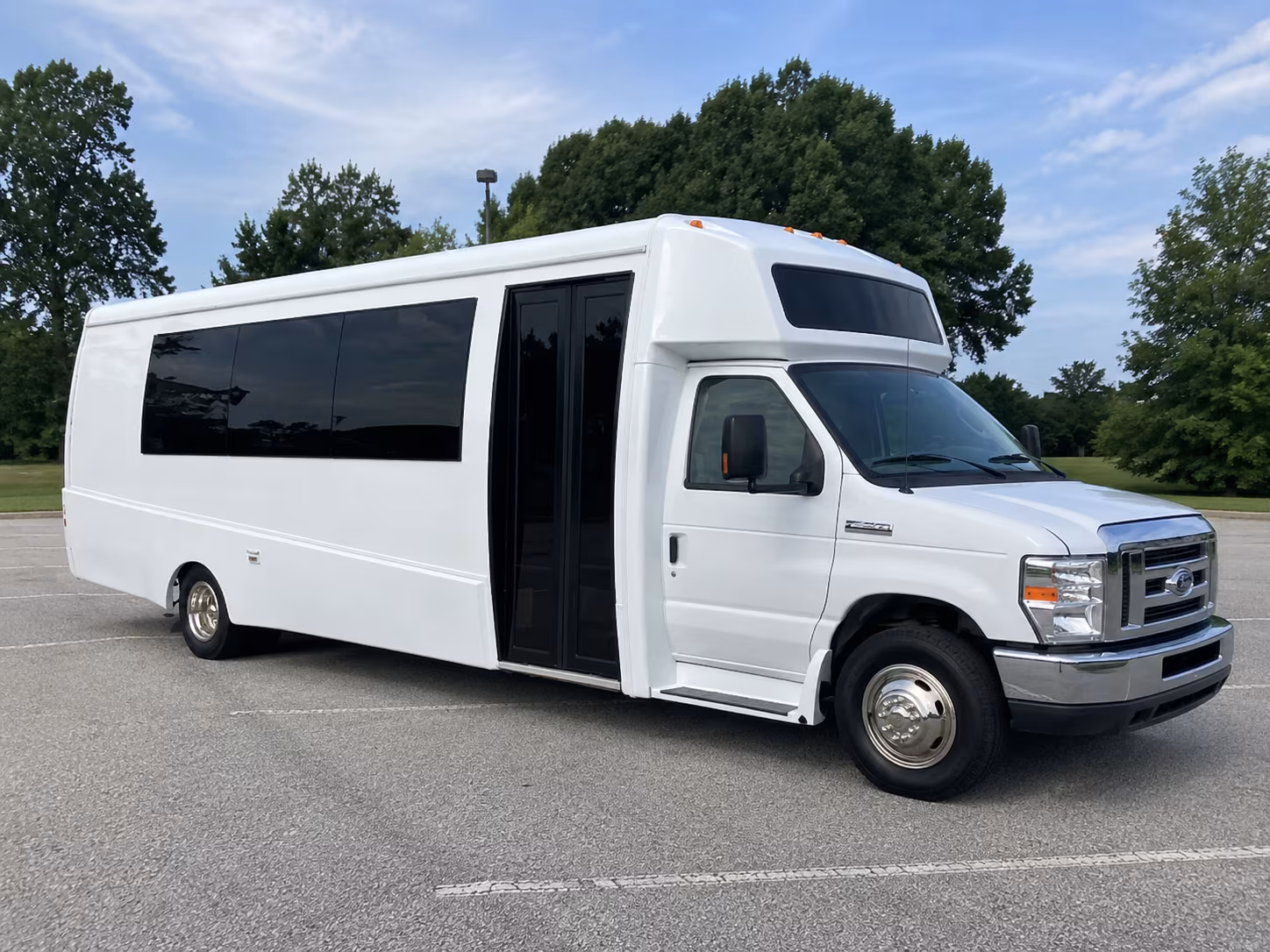 margate 18 passenger party bus