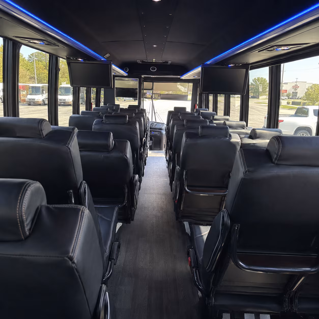 minibuses and charter buses for arts and culture field trips in broward county